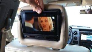 Why Choose a Rear Seat Entertainment System